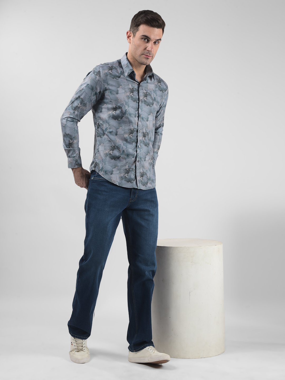Numero Uno Men Solid Blue Jeans